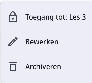 Het menu "Meer acties" op een klasrij met Bewerken en Archiveren
